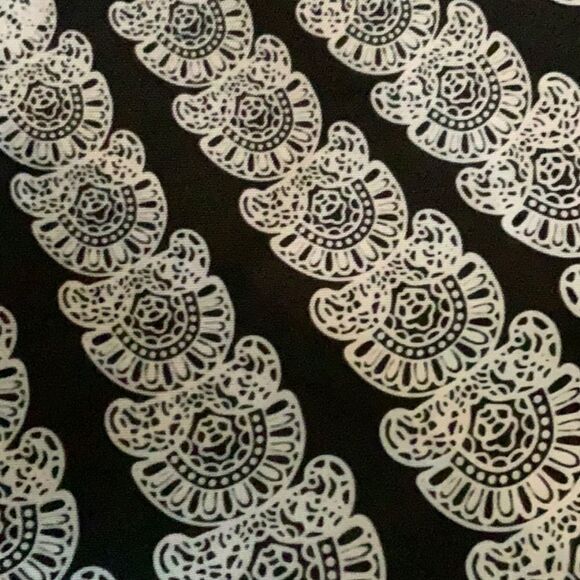 Indian Hippie Bohemian Tapestry, Psychedelic Peacock Mandala Wall Hanging - Picture 4 of 7